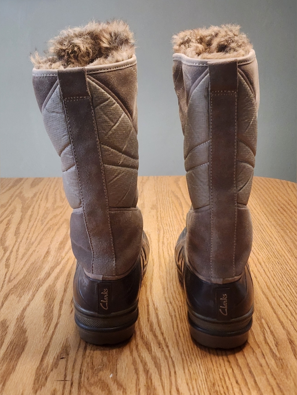 Clarks Muckers Storm Beige Fur Line Boots Womens Size 6.5 Winter Hiking Fall - Picture 8 of 9